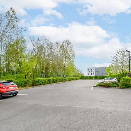 فندق آس باريس مارن لا فاليه