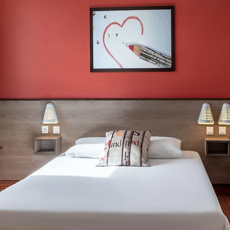 آس باريس مارن لا فاليه فندق 3*